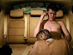 Порно в машине на заднем сиденье частное (59 фото) - секс и порно